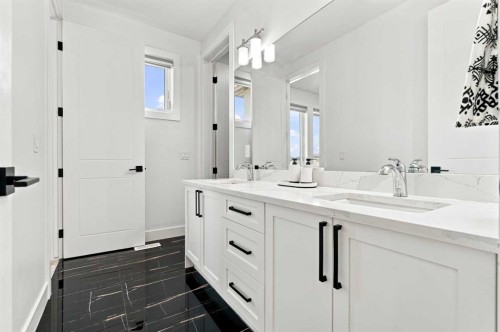 201 Milton Road, Conrich, AB - Indoor Photo Showing Bathroom