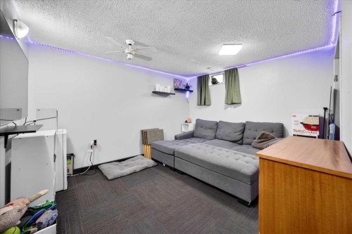 80 Templevale Way Ne, Calgary, AB - Indoor