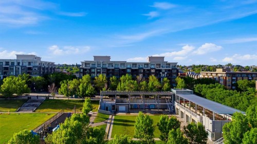 536-990 Centre Avenue Ne, Calgary, AB - Outdoor