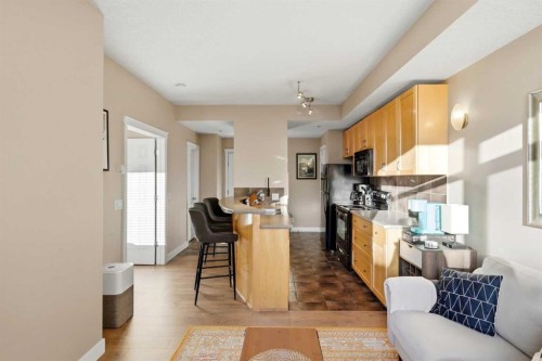 536-990 Centre Avenue Ne, Calgary, AB - Indoor