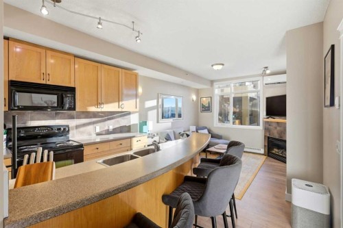 536-990 Centre Avenue Ne, Calgary, AB - Indoor Photo Showing Kitchen