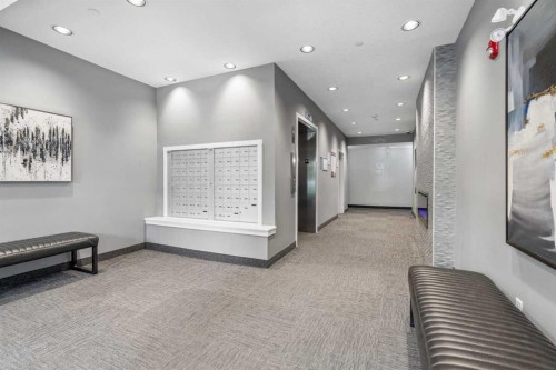 3417-3727 Sage Hill Drive Nw, Calgary, AB - Indoor Photo Showing Other Room