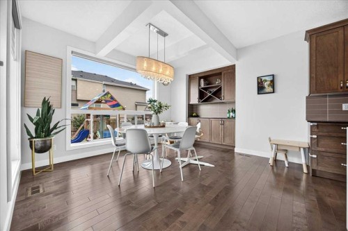 546 Sherwood Boulevard Nw, Calgary, AB - Indoor Photo Showing Dining Room
