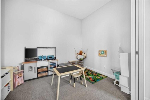 546 Sherwood Boulevard Nw, Calgary, AB - Indoor