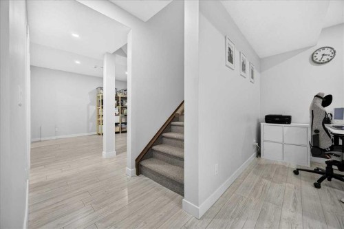 546 Sherwood Boulevard Nw, Calgary, AB - Indoor Photo Showing Office