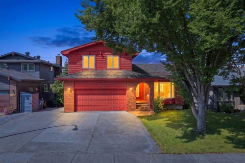 1148 Edgemont Road Nw, Calgary, AB - Outdoor