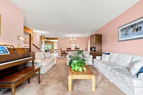 1148 Edgemont Road Nw, Calgary, AB - Indoor Photo Showing Living Room