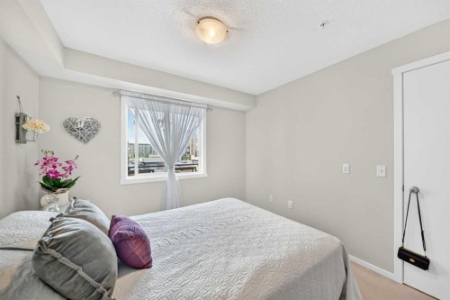 3222-4641 128 Avenue Ne, Calgary, AB - Indoor Photo Showing Bedroom