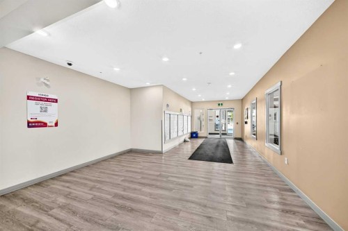 3222-4641 128 Avenue Ne, Calgary, AB - Indoor Photo Showing Other Room