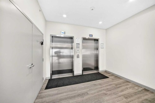 3222-4641 128 Avenue Ne, Calgary, AB - Indoor Photo Showing Other Room