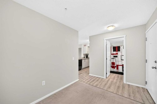 3222-4641 128 Avenue Ne, Calgary, AB - Indoor Photo Showing Other Room