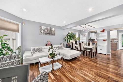 139 Hawkville Close Nw, Calgary, AB - Indoor Photo Showing Living Room