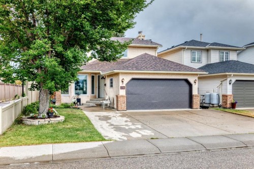 139 Hawkville Close Nw, Calgary, AB - Outdoor