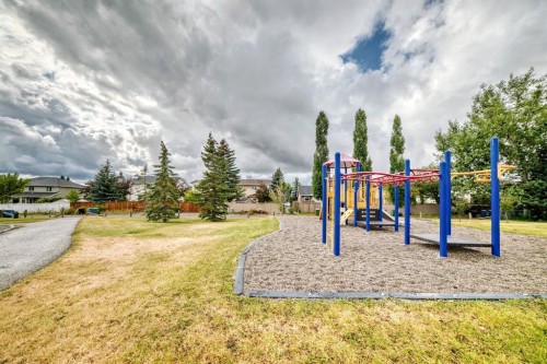 139 Hawkville Close Nw, Calgary, AB - Outdoor