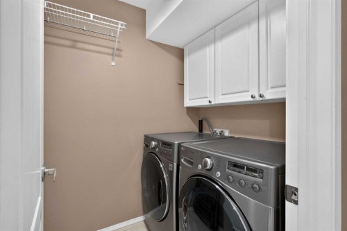 4 Citadel Manor Nw, Calgary, AB - Indoor Photo Showing Laundry Room