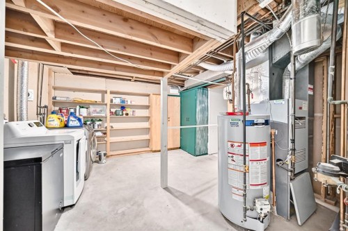 1949 Lytton Crescent Se, Calgary, AB - Indoor