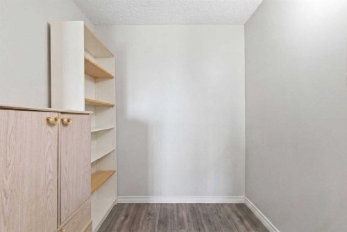 2704-221 6 Avenue Se, Calgary, AB - Indoor