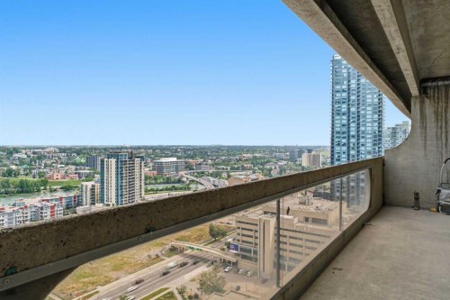 2704-221 6 Avenue SE Calgary, AB T2G 4Z9