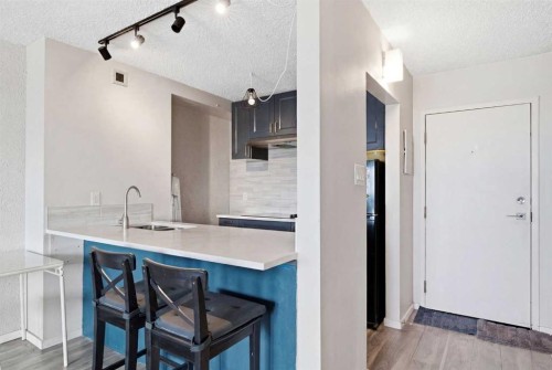 2704-221 6 Avenue Se, Calgary, AB - Indoor