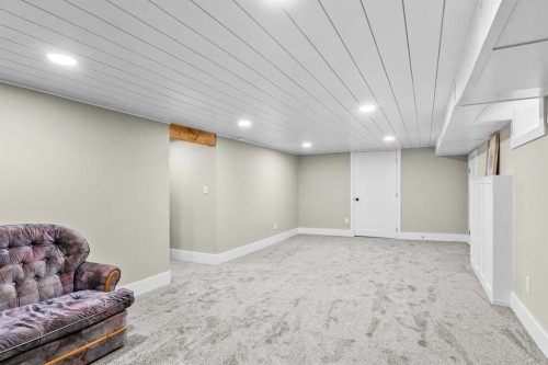 4730 50 Street, Olds, AB - Indoor Photo Showing Basement