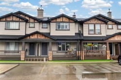 66 Panatella Park NW Calgary, AB T3K 6K4