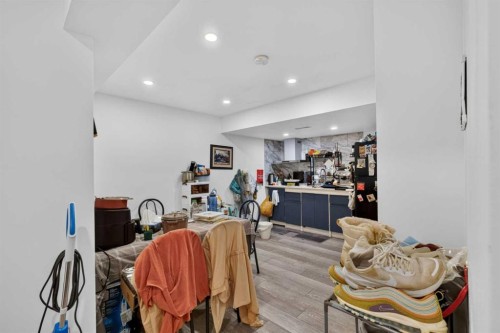 66 Panatella Park Nw, Calgary, AB - Indoor