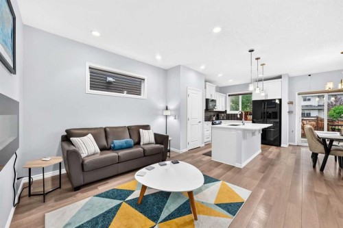 230 Legacy Mews Se, Calgary, AB - Indoor