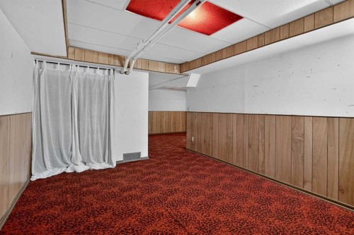 3881 Fonda Way Se, Calgary, AB - Indoor Photo Showing Other Room