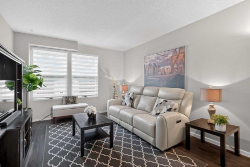 3881 Fonda Way Se, Calgary, AB - Indoor Photo Showing Living Room