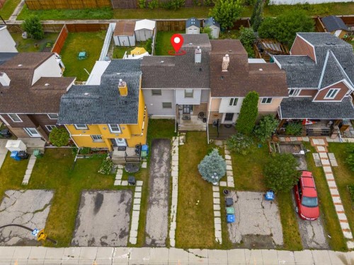 3881 Fonda Way Se, Calgary, AB - Outdoor