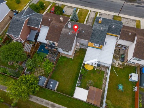 3881 Fonda Way Se, Calgary, AB - Outdoor