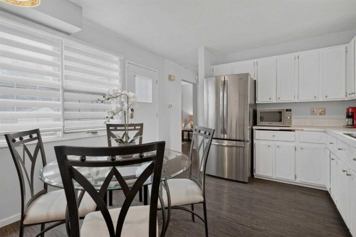 3881 Fonda Way Se, Calgary, AB - Indoor