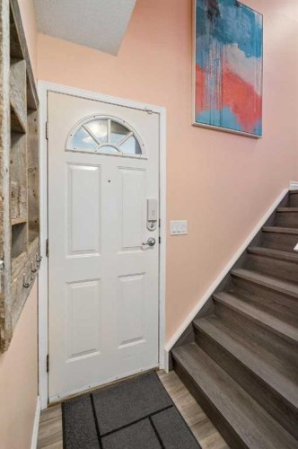 1840 33 Avenue Sw, Calgary, AB - Indoor Photo Showing Other Room