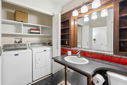 1840 33 Avenue Sw, Calgary, AB - Indoor Photo Showing Laundry Room