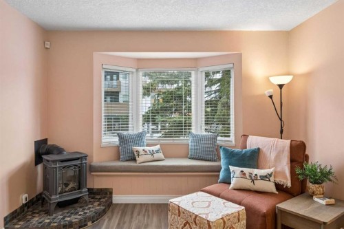 1840 33 Avenue Sw, Calgary, AB - Indoor