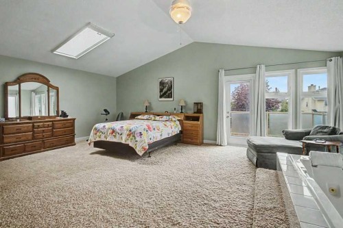 43 Riverside Road Se, Calgary, AB - Indoor Photo Showing Bedroom