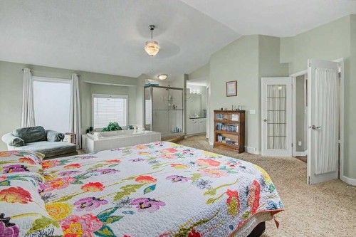 43 Riverside Road Se, Calgary, AB - Indoor Photo Showing Bedroom