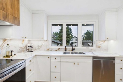 920 Cantabrian Drive Sw, Calgary, AB 