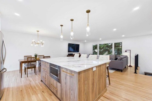 920 Cantabrian Drive Sw, Calgary, AB 