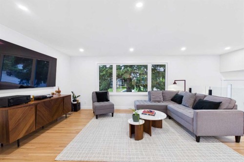 920 Cantabrian Drive Sw, Calgary, AB 