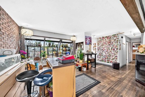 4832 Worcester Drive Sw, Calgary, AB - Outdoor