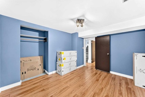 4832 Worcester Drive Sw, Calgary, AB - Indoor
