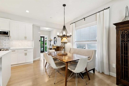 9062 14 Avenue Sw, Calgary, AB - Indoor Photo Showing Dining Room