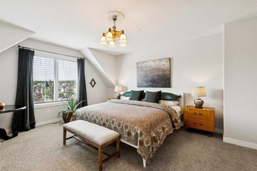 9062 14 Avenue Sw, Calgary, AB - Indoor Photo Showing Bedroom