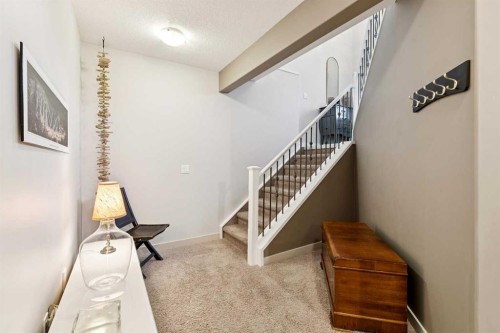 9062 14 Avenue Sw, Calgary, AB - Indoor Photo Showing Other Room