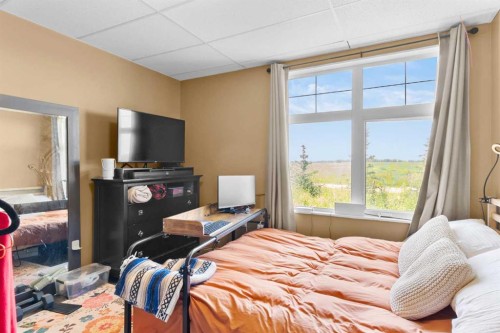 31170 Range Road 42 Range, Rural Mountain View County, AB - Indoor Photo Showing Bedroom