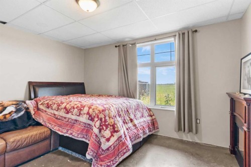 31170 Range Road 42 Range, Rural Mountain View County, AB - Indoor Photo Showing Bedroom