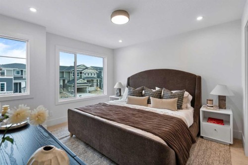 7178 Rangeview Avenue Se, Calgary, AB - Indoor Photo Showing Bedroom