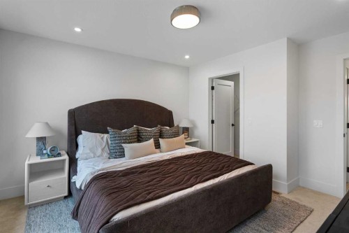 7178 Rangeview Avenue Se, Calgary, AB - Indoor Photo Showing Bedroom