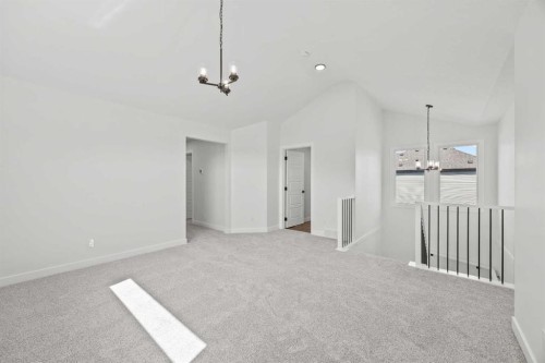 37 Sora Gardens Se, Calgary, AB - Indoor Photo Showing Other Room